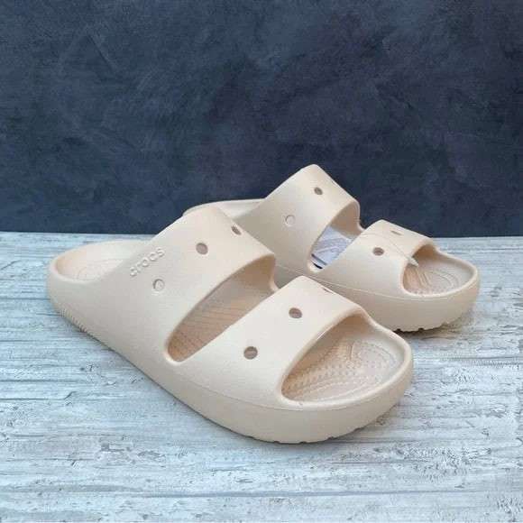 Жіночі шльопанці Crocs Classic Sandal V2 Bone — фото 11