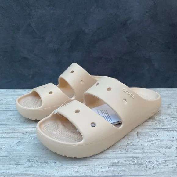 Жіночі шльопанці Crocs Classic Sandal V2 Bone — фото 12