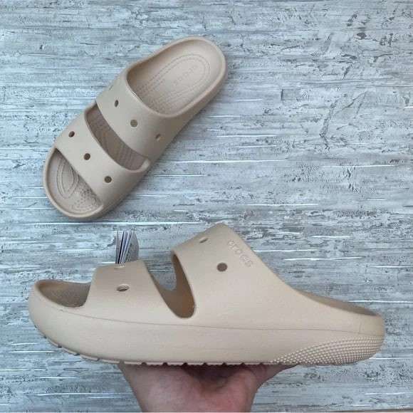 Жіночі шльопанці Crocs Classic Sandal V2 Bone — фото 7