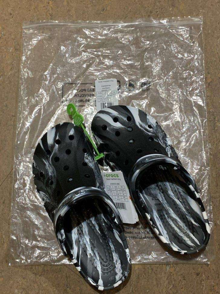 Чоловічі Crocs Baya Marbled Clog Black/White — фото 14