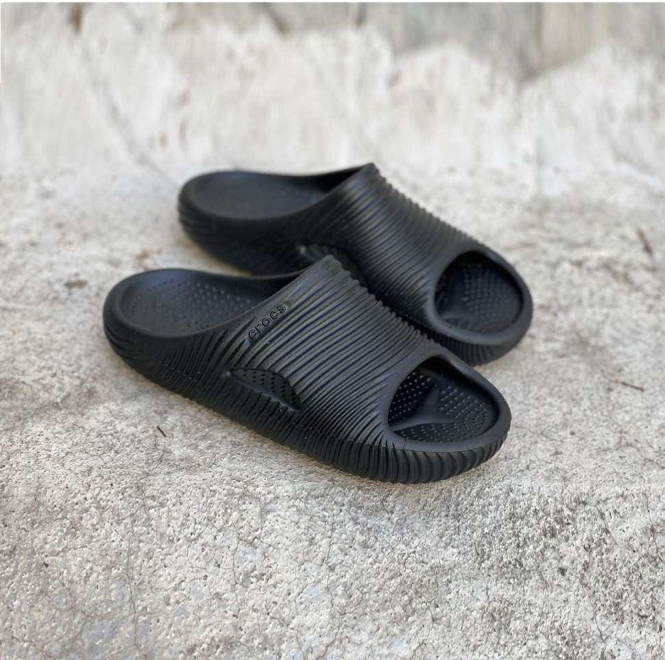 Чоловічі шльопанці Меллоу Чорні Crocs Mellow Tide Recovery Slide Slate Grey — фото 11