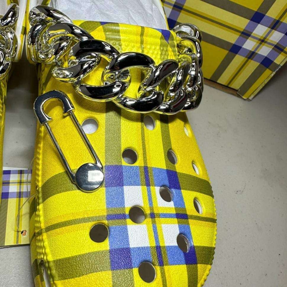 Жіночі Crocs Класік Клог Платформа Clueless Exclusive: ´The Cher´ Classic Platform Clog — фото 9