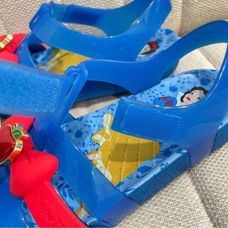 Дитячі сандалії Ісабелла Блакитні Crocs Disney Princess Isabella Glitter Sandals — фото 4