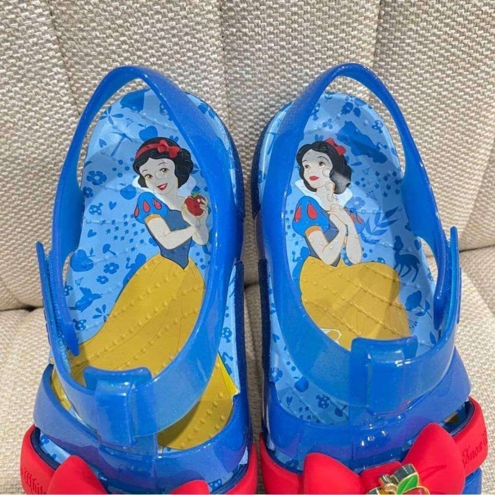 Дитячі сандалії Ісабелла Блакитні Crocs Disney Princess Isabella Glitter Sandals — фото 8