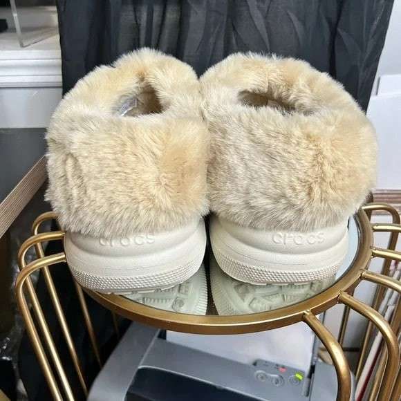 Жіночі Crocs утеплені Furever Crush Lined Clog Bone — фото 6
