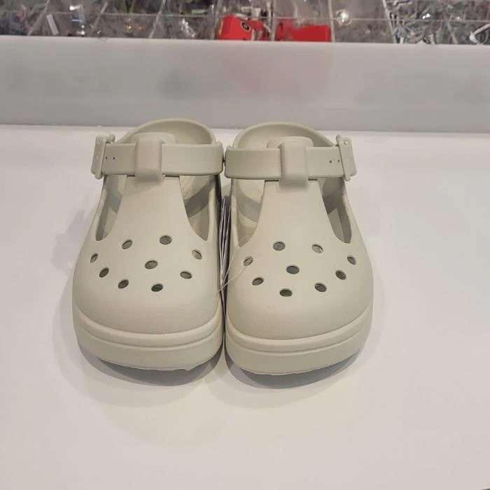 Жіночі сандалі Crocs Бежеві Classic Mary Jane Bone — фото 8