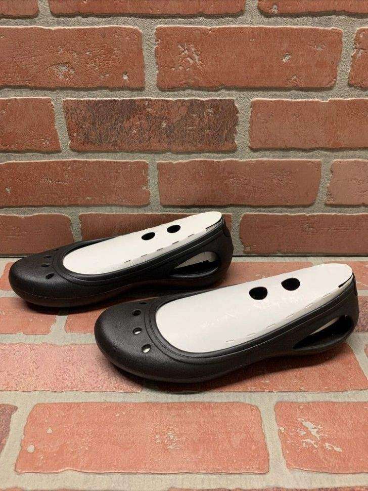 Балетки Жіночі Crocs Kadee Flat Black — фото 2