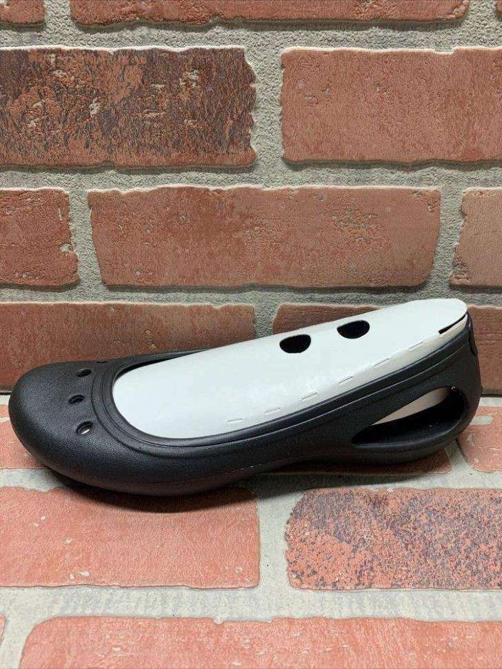 Балетки Жіночі Crocs Kadee Flat Black — фото 4