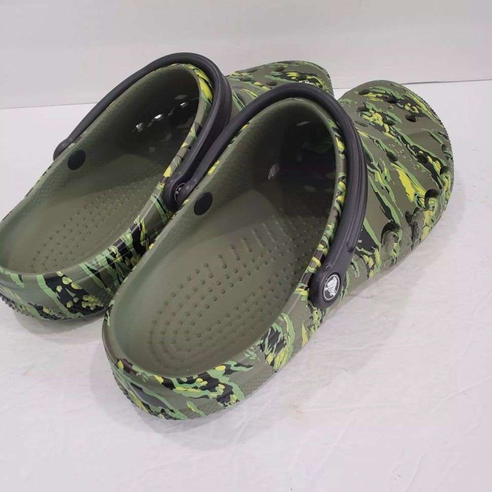 Чоловічі Crocs Baya Seasonal Printed Clog Tiger Camo — фото 12
