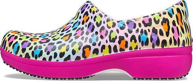 Crocs Для Праці Жіночі Леопард Прінт Women's Neria Pro Ii Clogs, Slip Resistant Work Shoes — фото 8