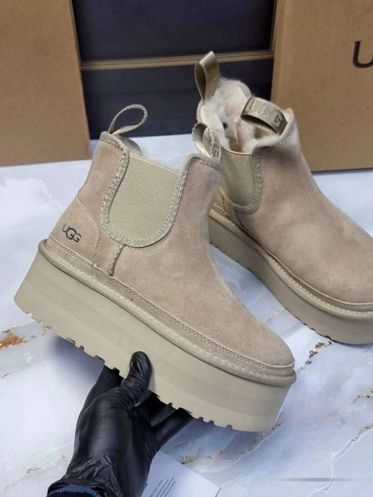 Жіночі UGG Платформа Ньюмел Чоботи Замша з Пасками Neumel Chelsea Platform Beige — фото 7