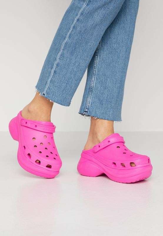 Жіночі Crocs Women's Classic Bae Clog Pink — фото 2