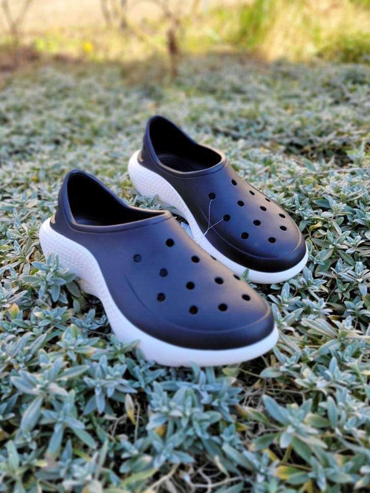 Чоловічі Crocs Кросівки Чорні Classic Sneaker black\chalk — фото 6