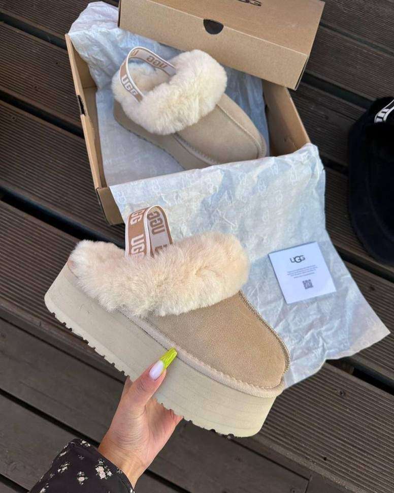 Жіночі UGG Сандалі Платформа Бежеві Замша Funkette Slippers Platform Sand — фото 7