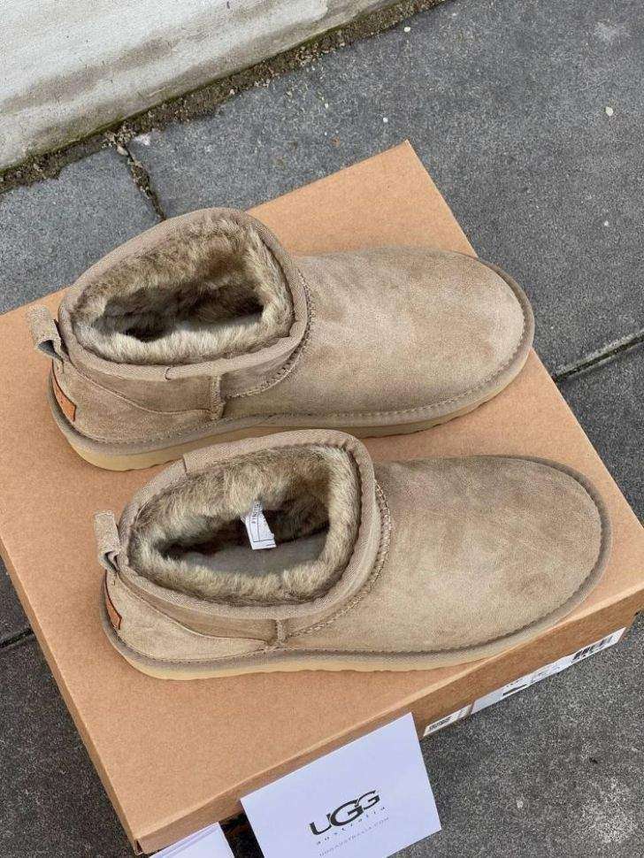 Жіночі UGG Ультра Міні Хакі Замшеві Classic Ultra Mini Khaki Suede — фото 13