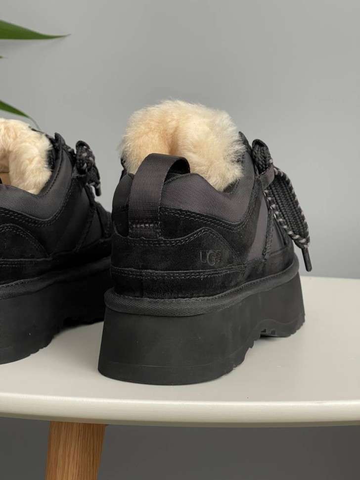 Жіночі UGG Астромел Кросівки Зимові Замшеві Чорні Astromel Black FUR — фото 5
