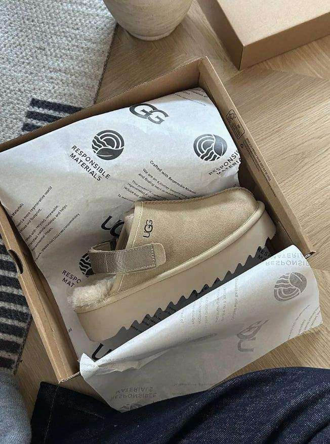 Жіночі UGG Ланах Сандалі Платформа Бежеві Lanah Clog Beige Platform — фото 7