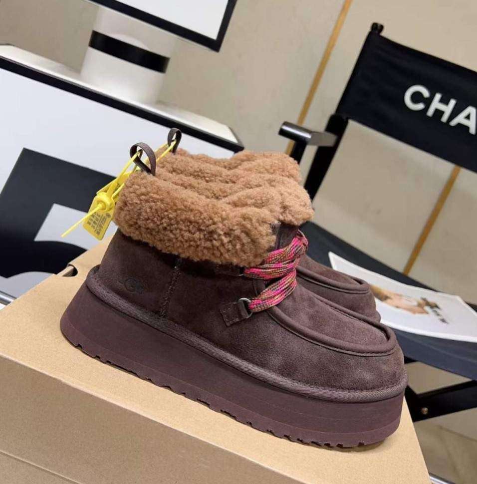 Жіночі UGG Платформа Замша Шоколадні Funkarra Platform Chocolate — фото 7