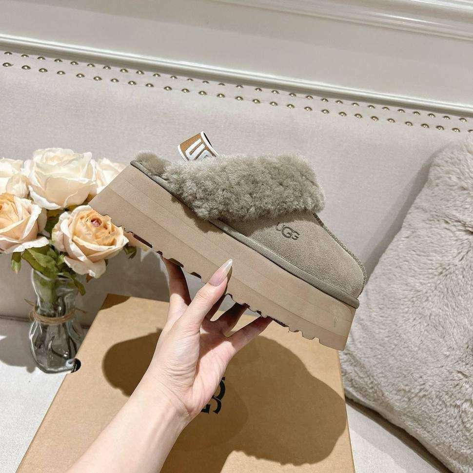 Жіночі UGG Сандалі Платформа Хакі Замша Funkette Slippers Platform TAUPE — фото 5