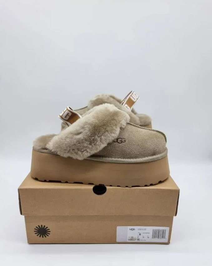 Жіночі UGG Сандалі Платформа Хакі Замша Funkette Slippers Platform TAUPE — фото 8