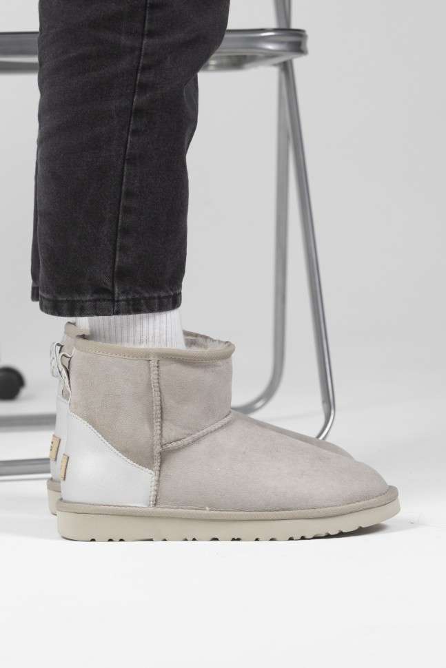 Жіночі UGG Міні Замш Беж-Молочні Mini Beige Suide Chromium — фото 12