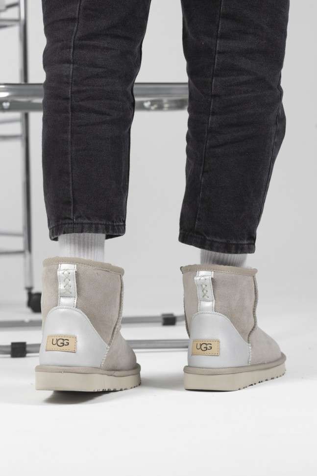 Жіночі UGG Міні Замш Беж-Молочні Mini Beige Suide Chromium — фото 14