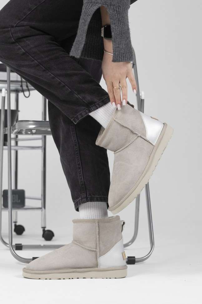 Жіночі UGG Міні Замш Беж-Молочні Mini Beige Suide Chromium — фото 15