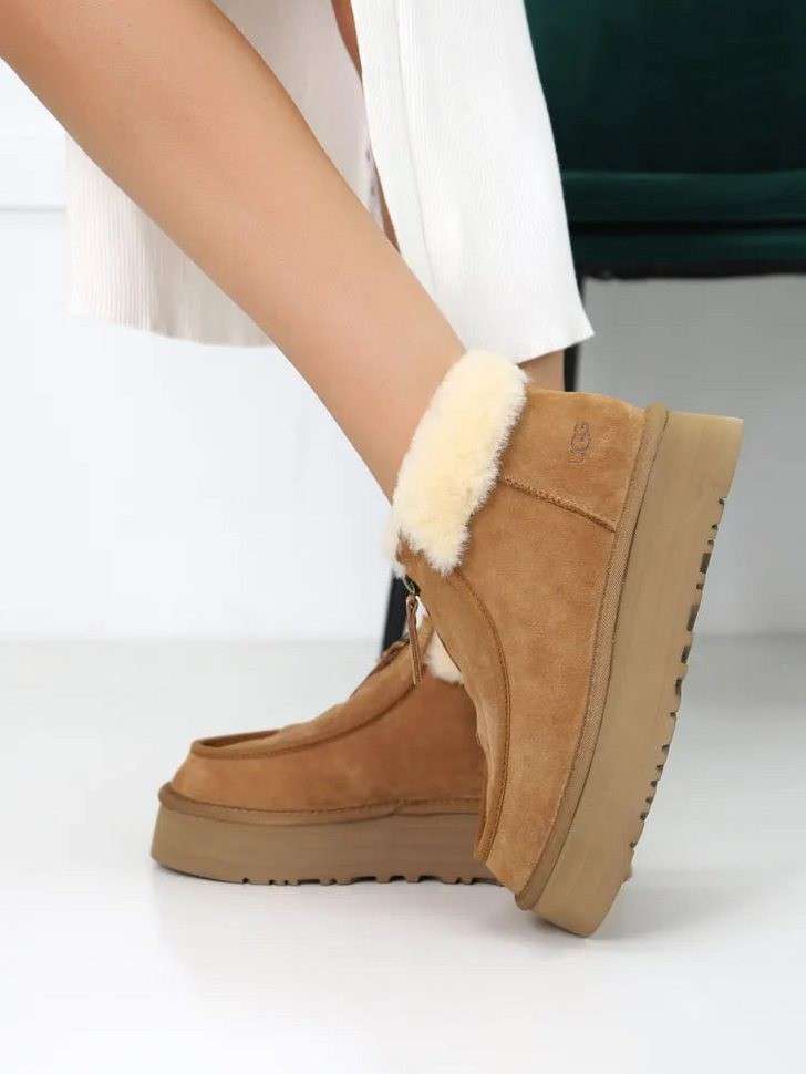 Жіночі UGG Платформа Замша Коричневі з Змійкою Funkette Boot Chestnut Suede — фото 12