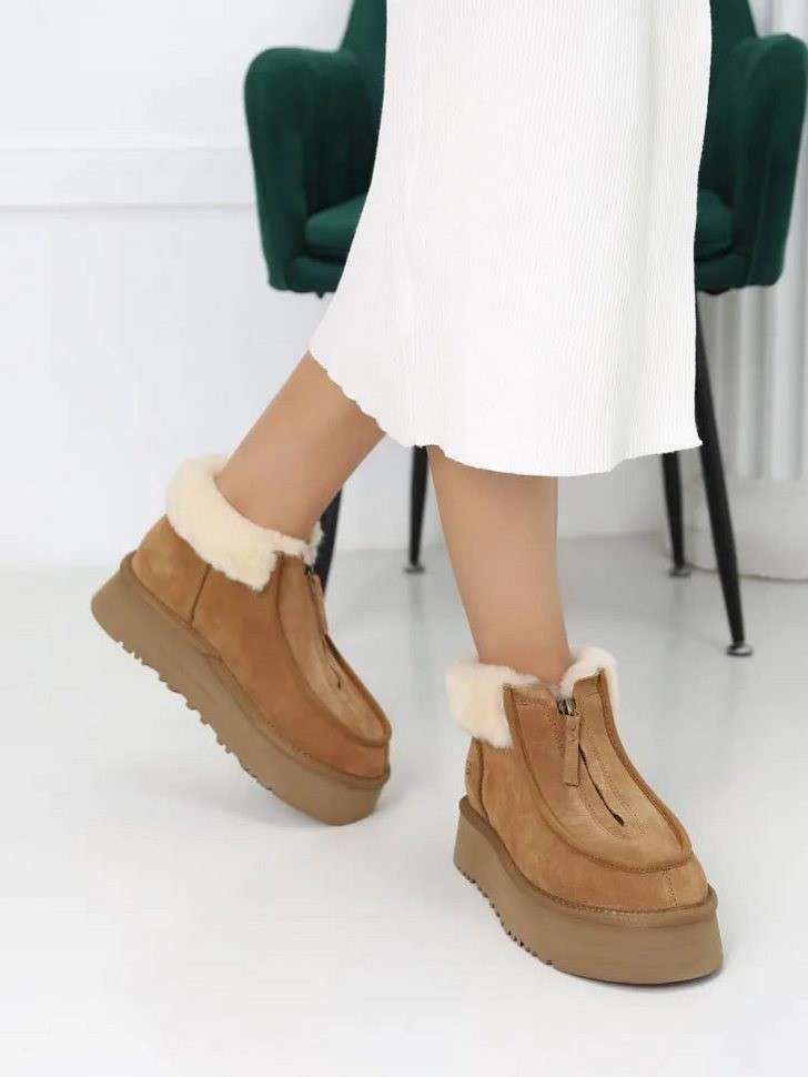 Жіночі UGG Платформа Замша Коричневі з Змійкою Funkette Boot Chestnut Suede — фото 13