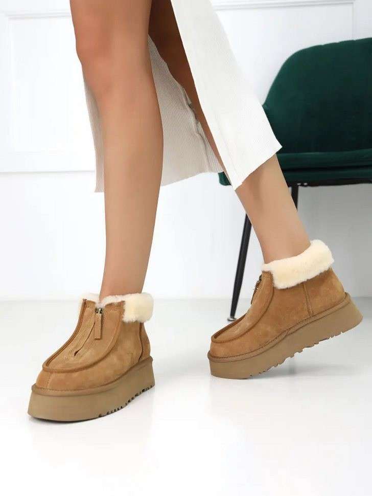 Жіночі UGG Платформа Замша Коричневі з Змійкою Funkette Boot Chestnut Suede — фото 9