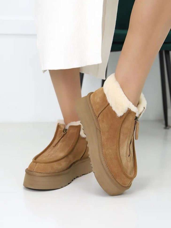 Жіночі UGG Платформа Замша Коричневі з Змійкою Funkette Boot Chestnut Suede — фото 10