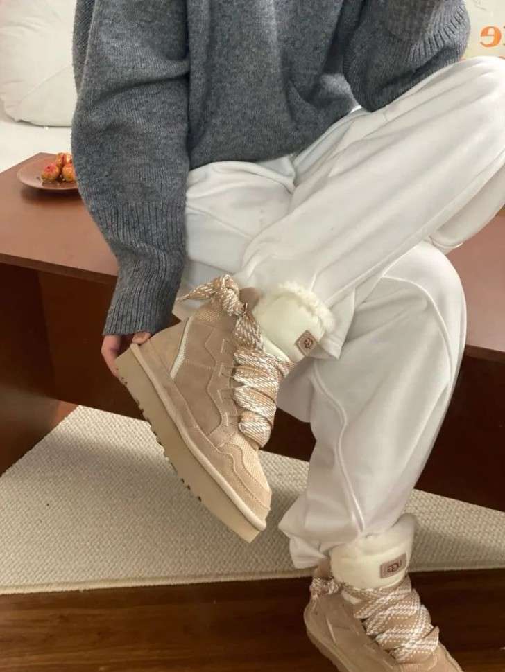 Жіночі UGG Кросівки Зимові Високі Замшеві Бежеві Lowmel Sneaker high Beige — фото 8