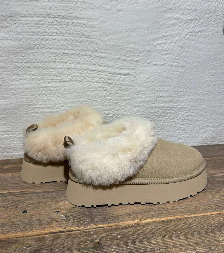 Жіночі UGG Тазель Платформа Чоботи Сліпери Тапці Бежеві Замша з Хутром Tazzelle Mustard Seed — фото 7