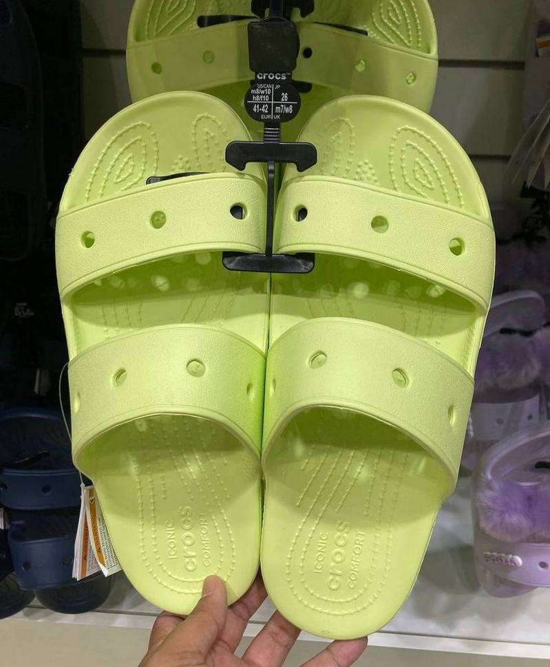 Шльопанці Crocs Classic Sandal Lime Zest — фото 4