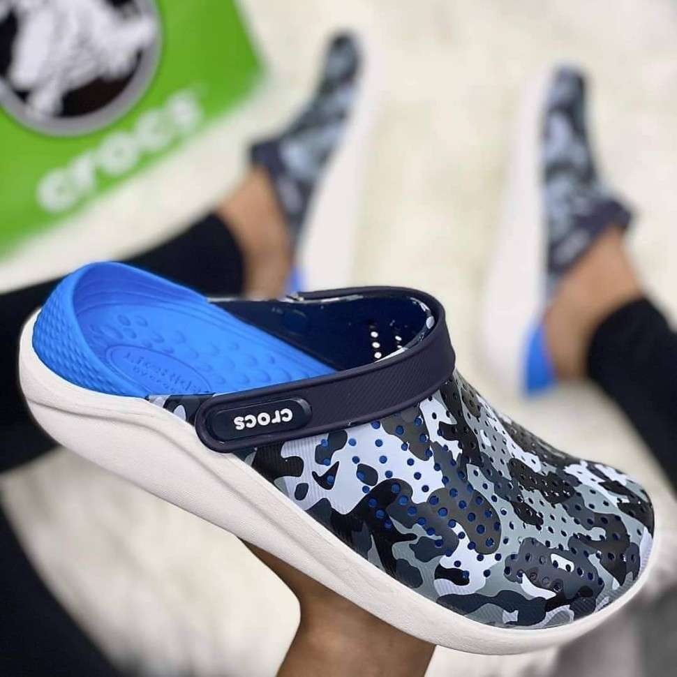 Чоловічі Crocs LiteRide™ Clog Navy/Printed Camo — фото 4