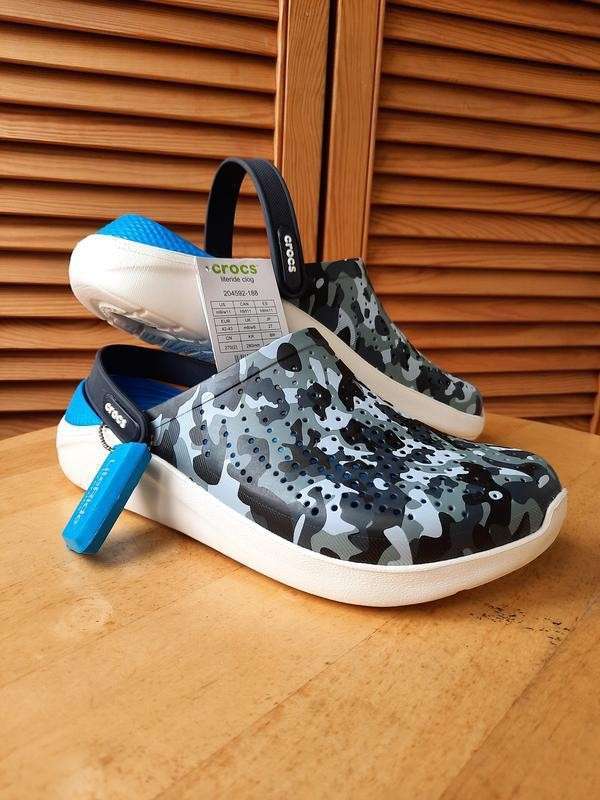 Чоловічі Crocs LiteRide™ Clog Navy/Printed Camo — фото 6