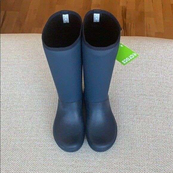 Жіночі гумові чоботи Crocs RainFloe Tall Boot Navy — фото 2