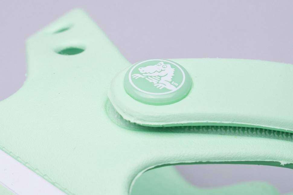 Дитячі сандалії для дівчинки Crocs Crocband Sandal Neon Mint — фото 5