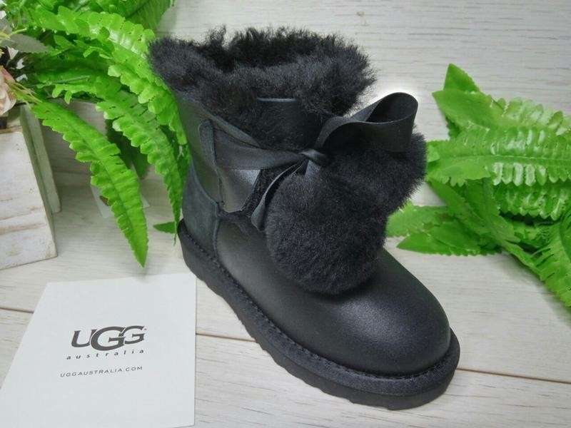 UGG Дитячі Чорні Шкіряні з Бубонами AUSTRALIA GITA BOOT FOR KIDS BLACK — фото 11