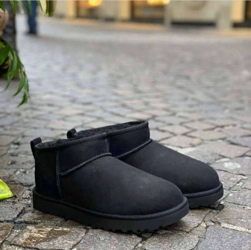 Жіночі UGG Ультра Міні Чорні Замшеві Classic Ultra Mini Black Suede — фото 9