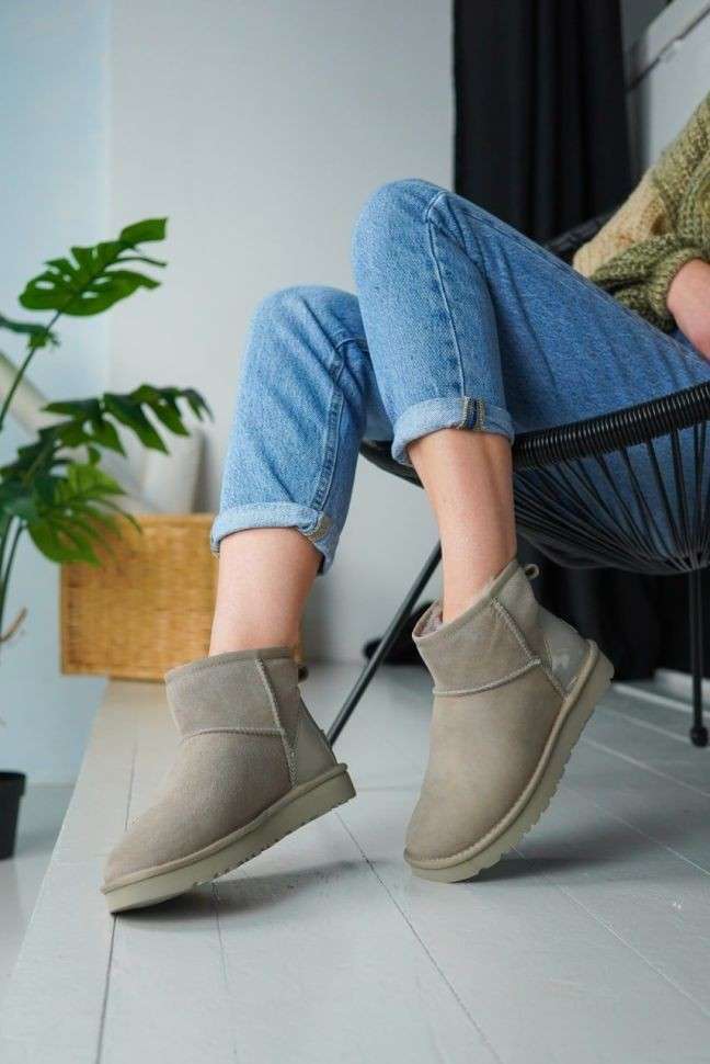 Жіночі UGG Міні Замш Беж-Молочні Mini Beige Suide Metallic — фото 11