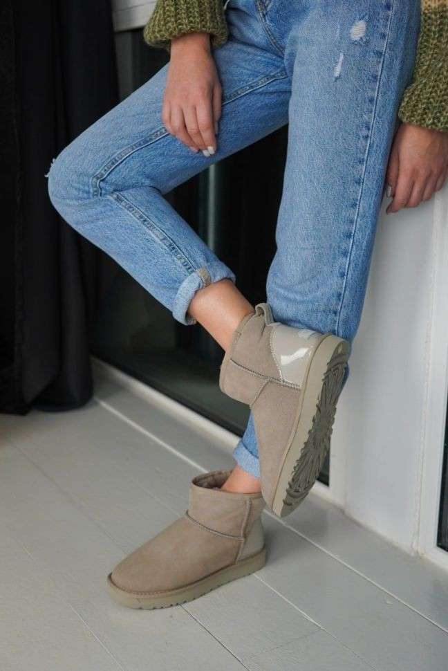 Жіночі UGG Міні Замш Беж-Молочні Mini Beige Suide Metallic — фото 15