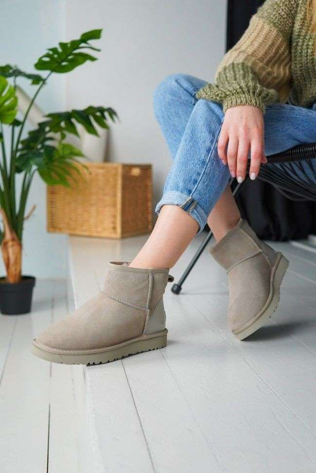 Жіночі UGG Міні Замш Беж-Молочні Mini Beige Suide Metallic — фото 10