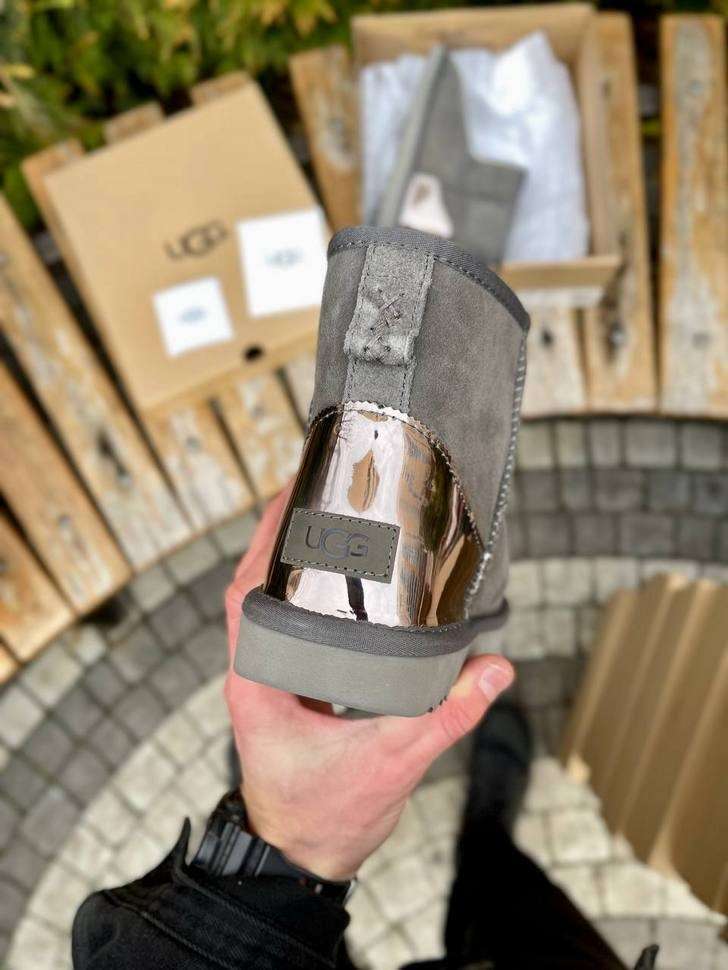 Жіночі UGG Міні Сірі Замша Металлік Classic Mini Grey Metallic — фото 12