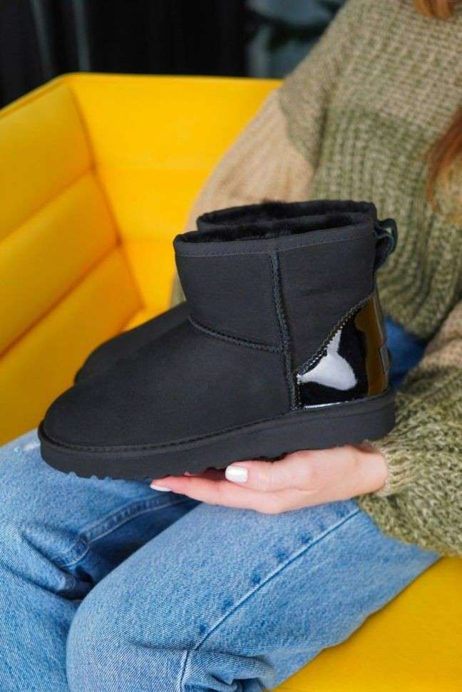 Жіночі UGG Міні Чорні Замша Металлік Лак Пятка Classic Mini Black Metallic — фото 5