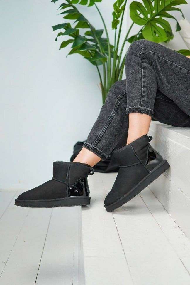 Жіночі UGG Міні Чорні Замша Металлік Лак Пятка Classic Mini Black Metallic — фото 8