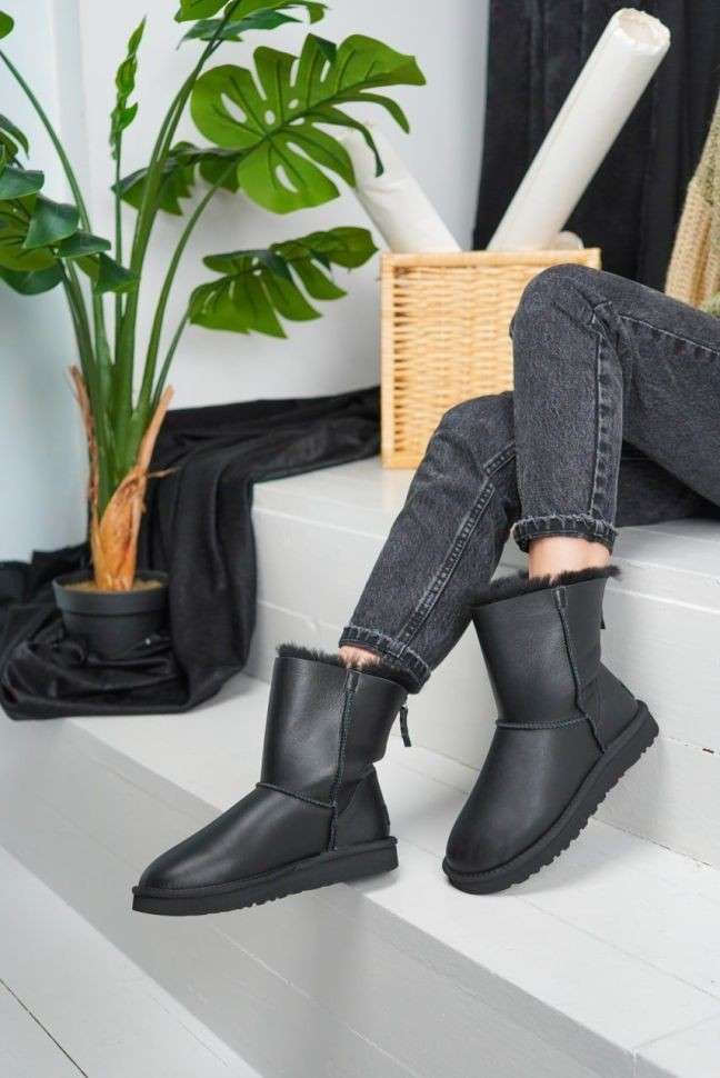 Жіночі UGG Шкіряні Чорні Середні з Змійкою Australia Black Leather Zipper — фото 14