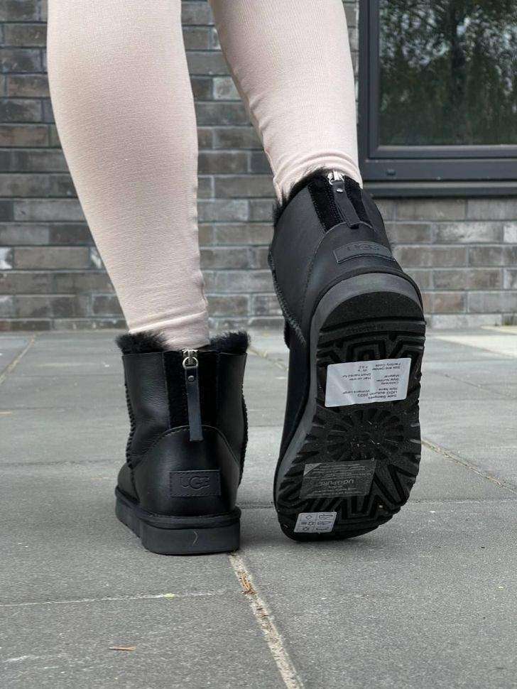 Жіночі UGG Міні Шкіряні з Змійкою Mini Australia Zip Black Leather — фото 10