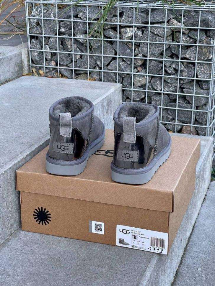 Жіночі UGG Ультра Міні Замш Сірі з Лак п'яткою Ultra Mini Grey Suede — фото 11