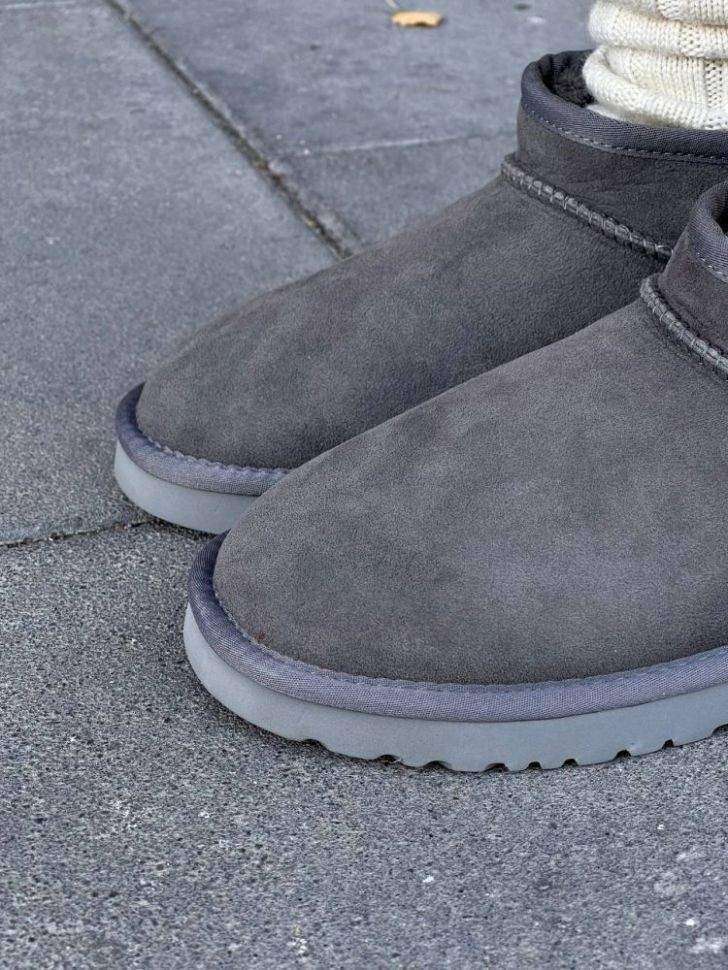 Жіночі UGG Ультра Міні Замш Сірі з Лак п'яткою Ultra Mini Grey Suede — фото 6